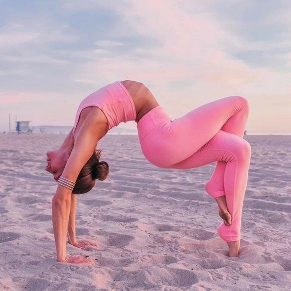 Alo moto leggings PINK MACAROON NEW WITHOUT TAG